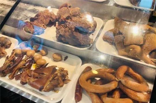 娱乐吃瓜酱卤味